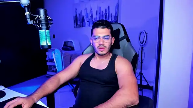 Snapshot of BrunoD31 chatting on October 27, 2025, 4:49 am BrunoD31 online show from October 27, 2025, 4:49 am