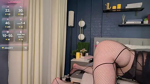 Snapshot of Lella_Ryann_ chatting on March 7, 2025, 6:43 pm Lella Ryann online show from March 7, 2025, 6:43 pm