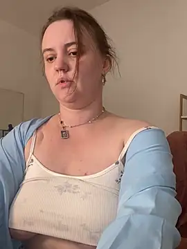 Lella Ryann  online show from June 27, 2026, 6:40 am