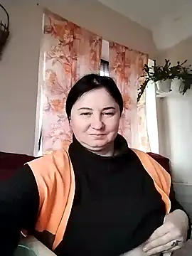 Holly-69 online show from December 4, 2024, 9:51 am