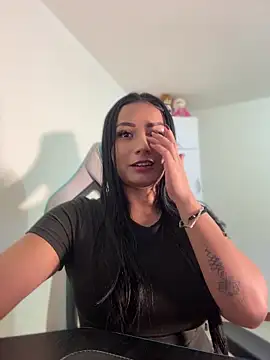 missycanoo online show from June 17, 2026, 1:52 am