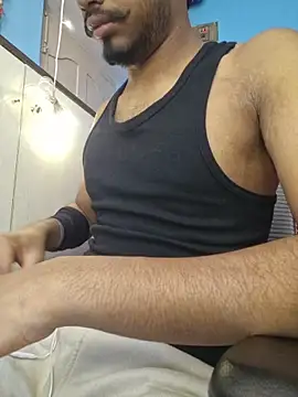 KissesBoyAD online show from March 4, 2026, 7:03 am