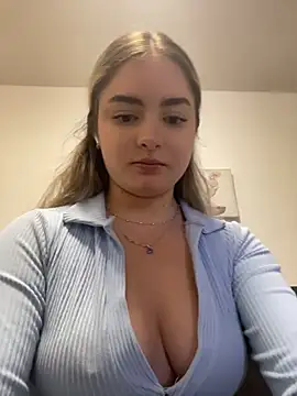 imlindapink online show from May 8, 2026, 5:51 pm