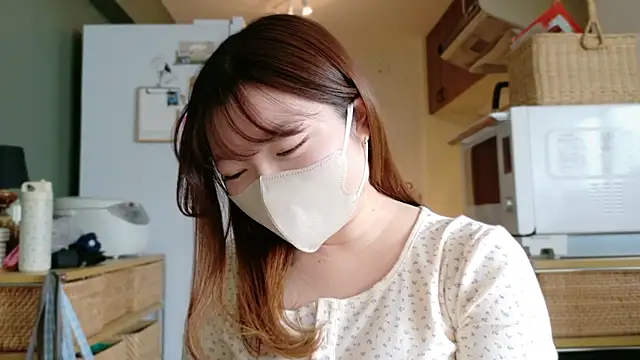  Yui  online show from October 3, 2025, 3:36 am