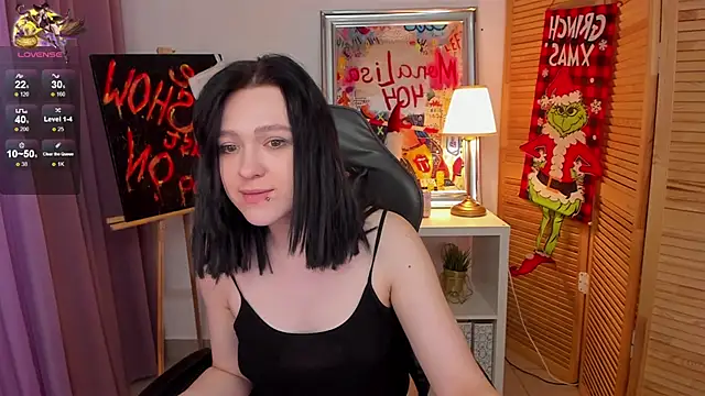fiamoory online show from December 14, 2024, 4:23 am