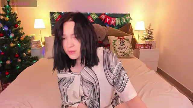 fiamoory online show from December 27, 2024, 5:09 am