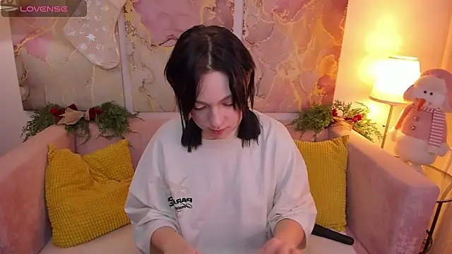 fiamoory online show from January 5, 2025, 4:14 am