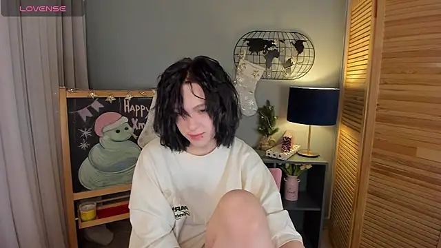 fiamoory online show from January 6, 2025, 1:31 am