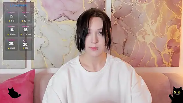 fiamoory online show from May 2, 2026, 1:21 am