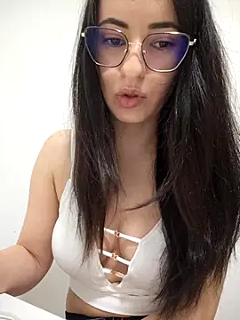 saidaskye online show from March 29, 2026, 4:18 pm