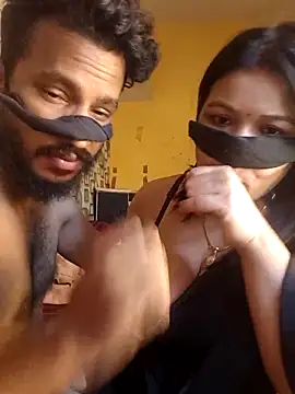 Radhikadavi879 online show from November 15, 2025, 4:32 am