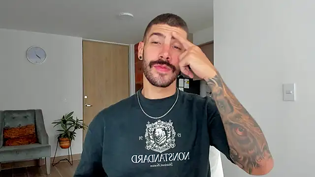 Guyinthemountain online show from January 4, 2025, 12:38 pm