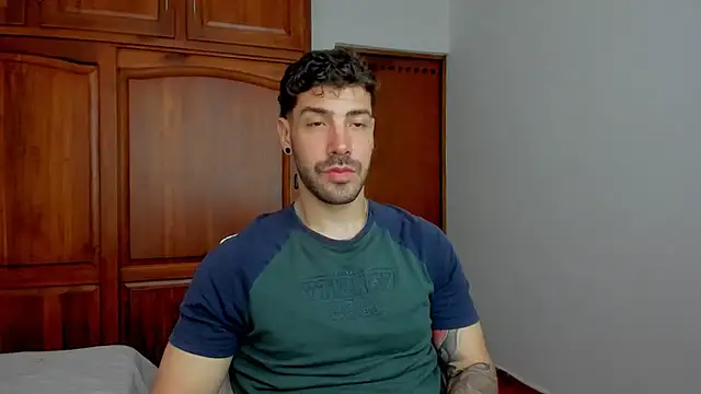 Guyinthemountain online show from May 11, 2026, 1:17 pm
