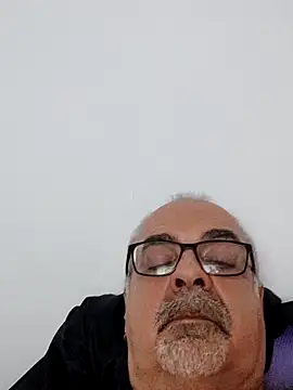 Satiro Sevilla online show from October 4, 2025, 9:02 pm