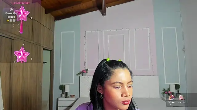 Snapshot of PenelopeShine chatting on January 9, 2025, 4:52 am PenelopeShine online show from January 9, 2025, 4:52 am