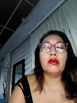 Snapshot of anniecoopeer chatting on January 2, 2025, 12:13 pm anniecoopeer online show from January 2, 2025, 12:13 pm
