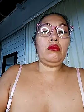Snapshot of anniecoopeer chatting on January 18, 2025, 9:13 pm anniecoopeer online show from January 18, 2025, 9:13 pm