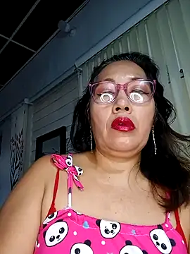 Snapshot of anniecoopeer chatting on January 21, 2025, 11:24 am anniecoopeer online show from January 21, 2025, 11:24 am