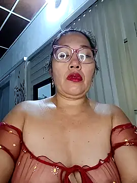 Snapshot of anniecoopeer chatting on January 25, 2025, 12:06 am anniecoopeer online show from January 25, 2025, 12:06 am