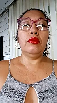 Snapshot of anniecoopeer chatting on January 28, 2025, 3:46 pm anniecoopeer online show from January 28, 2025, 3:46 pm