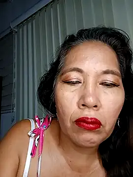 Snapshot of anniecoopeer chatting on January 30, 2025, 11:01 am anniecoopeer online show from January 30, 2025, 11:01 am