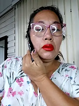 Snapshot of anniecoopeer chatting on January 30, 2025, 2:36 pm anniecoopeer online show from January 30, 2025, 2:36 pm