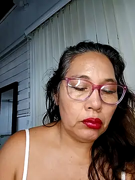 Snapshot of anniecoopeer chatting on January 31, 2025, 3:22 pm anniecoopeer online show from January 31, 2025, 3:22 pm