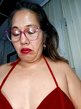 Snapshot of anniecoopeer chatting on February 1, 2025, 10:23 pm anniecoopeer online show from February 1, 2025, 10:23 pm
