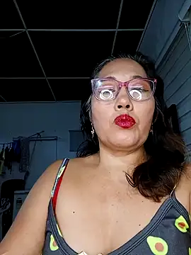 Snapshot of anniecoopeer chatting on February 11, 2025, 11:54 am anniecoopeer online show from February 11, 2025, 11:54 am