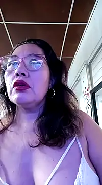 Snapshot of anniecoopeer chatting on February 17, 2025, 2:48 pm anniecoopeer online show from February 17, 2025, 2:48 pm