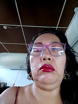 Snapshot of anniecoopeer chatting on March 12, 2025, 8:20 pm anniecoopeer online show from March 12, 2025, 8:20 pm