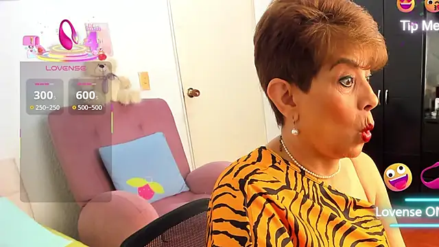 Angelina Stone 65 online show from September 23, 2025, 1:47 pm