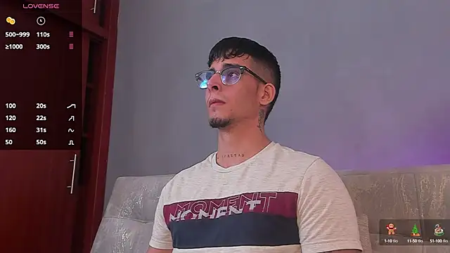 Snapshot of iamcamiloo_ chatting on December 30, 2024, 3:25 am iamcamiloo  online show from December 30, 2024, 3:25 am