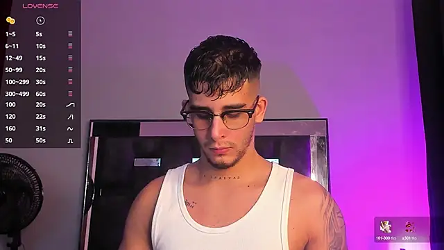 Snapshot of iamcamiloo_ chatting on March 2, 2025, 4:50 am iamcamiloo  online show from March 2, 2025, 4:50 am