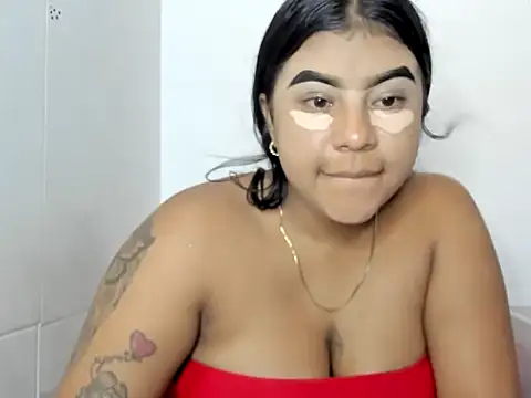 alexxa1304 online show from November 11, 2025, 12:21 am