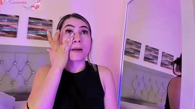 Snapshot of samanthasweeth chatting on January 13, 2025, 1:28 pm samanthasweeth online show from January 13, 2025, 1:28 pm