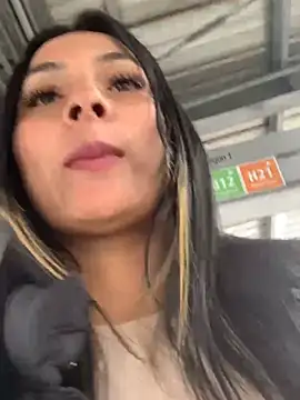 Snapshot of cami_leon chatting on January 6, 2025, 4:23 pm cami leon online show from January 6, 2025, 4:23 pm