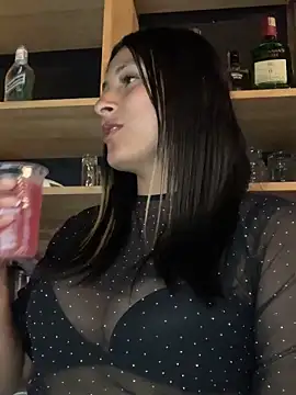 Snapshot of cami_leon chatting on January 29, 2025, 12:43 am cami leon online show from January 29, 2025, 12:43 am