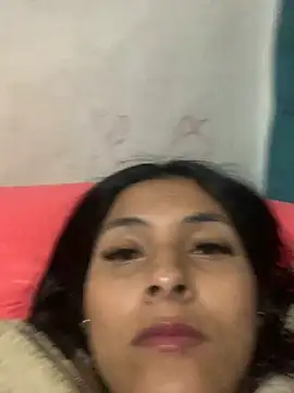 Snapshot of cami_leon chatting on March 7, 2025, 2:01 pm cami leon online show from March 7, 2025, 2:01 pm