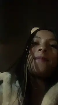 Snapshot of cami_leon chatting on March 8, 2025, 2:12 am cami leon online show from March 8, 2025, 2:12 am