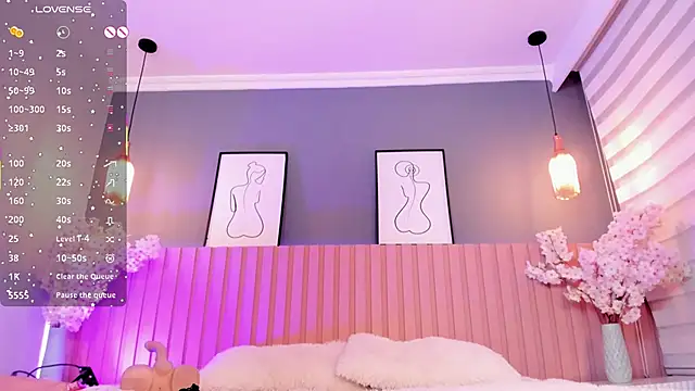 Snapshot of babee_sophie chatting on September 16, 2025, 3:18 am babee sophie online show from September 16, 2025, 3:18 am