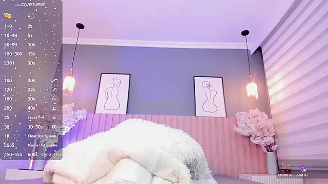 Snapshot of babee_sophie chatting on October 9, 2025, 3:15 am babee sophie online show from October 9, 2025, 3:15 am