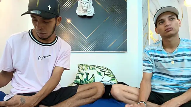 JordanAndAndrew online show from December 3, 2025, 9:24 pm