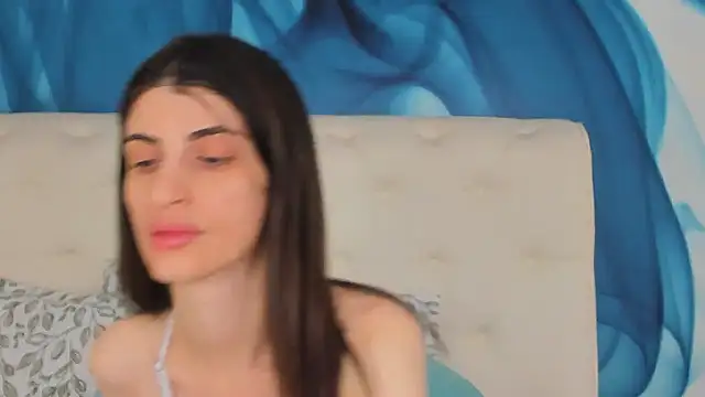 SkinnyDolly online show from June 14, 2026, 3:08 am