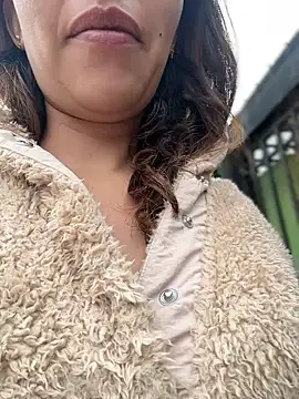 Snapshot of im_lorein chatting on January 27, 2025, 4:11 pm im lorein online show from January 27, 2025, 4:11 pm