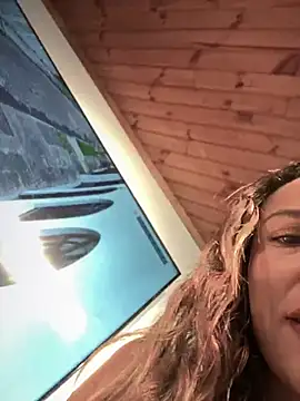 Snapshot of im_lorein chatting on February 26, 2025, 11:41 am im lorein online show from February 26, 2025, 11:41 am