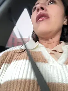 Snapshot of im_lorein chatting on March 20, 2025, 1:04 pm im lorein online show from March 20, 2025, 1:04 pm