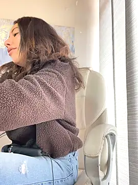 Snapshot of im_lorein chatting on September 12, 2025, 2:28 pm im lorein online show from September 12, 2025, 2:28 pm