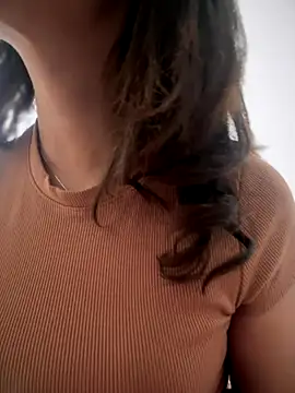 Snapshot of im_lorein chatting on October 8, 2025, 7:00 pm im lorein online show from October 8, 2025, 7:00 pm