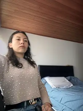 Snapshot of im_lorein chatting on October 24, 2025, 3:19 pm im lorein online show from October 24, 2025, 3:19 pm